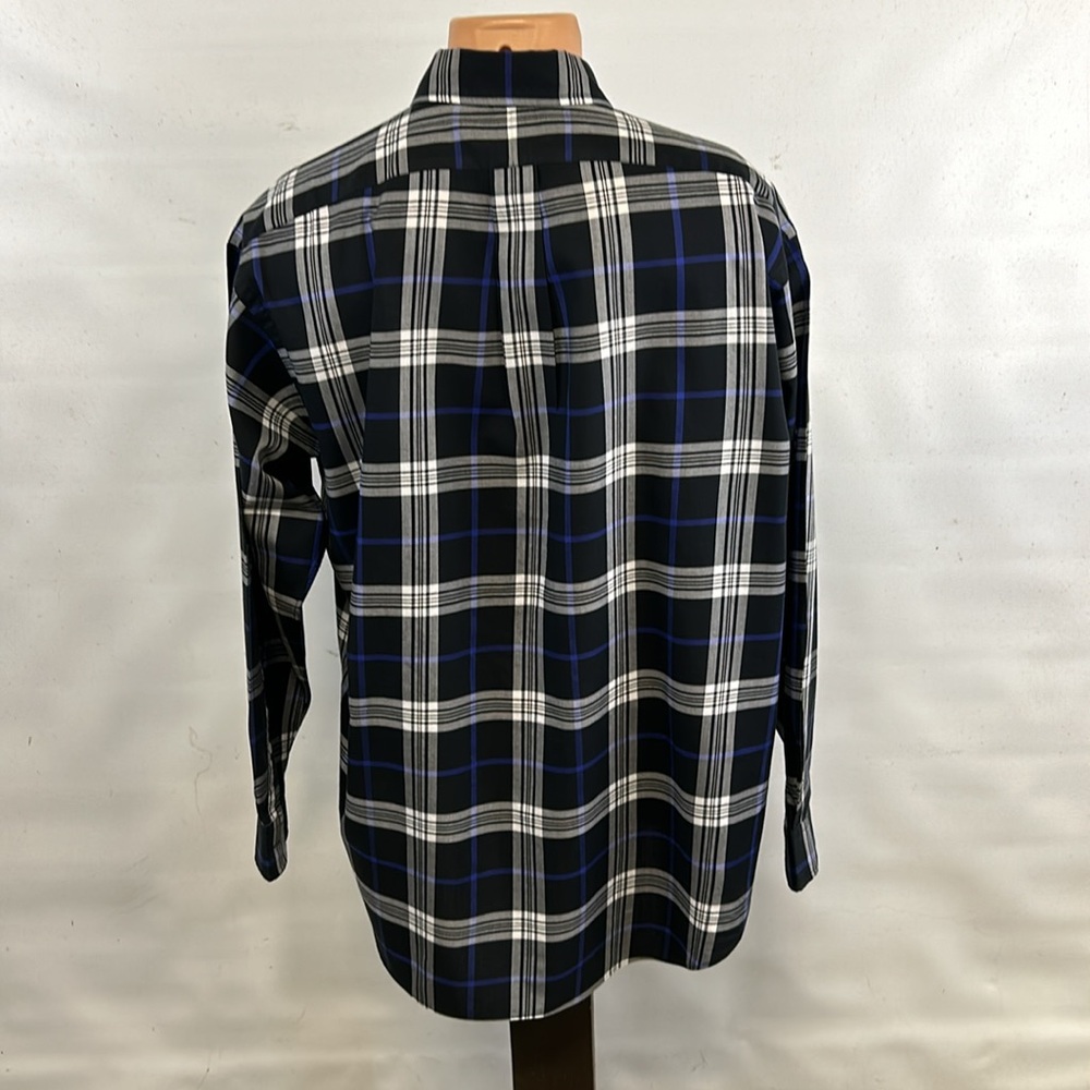 Ralph Lauren long sleeve button down collar shirt.  L - Picture 6 of 7